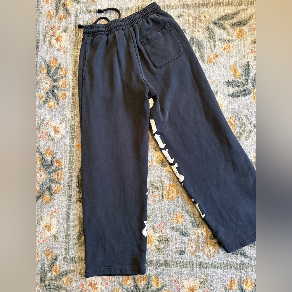YoungLA Center Line Jogger Sweatpants Medium Black Spellout - Picture 8 of 8